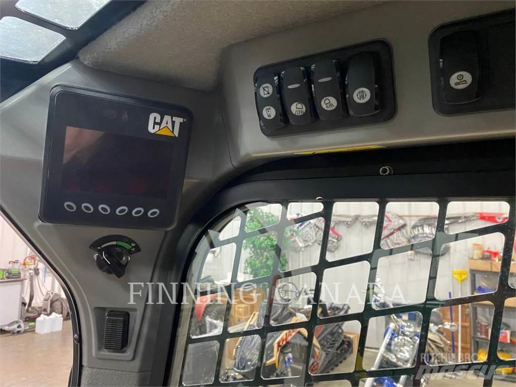 CAT 242D Skid steer mini utovarivači