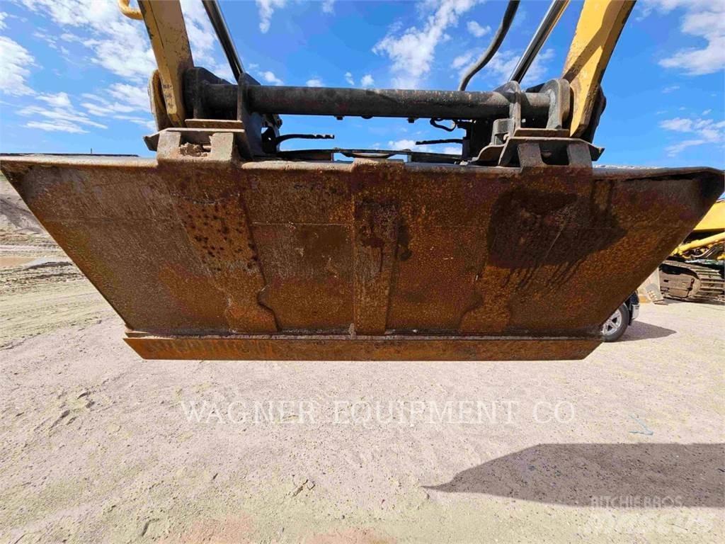CAT 242D Skid steer mini utovarivači