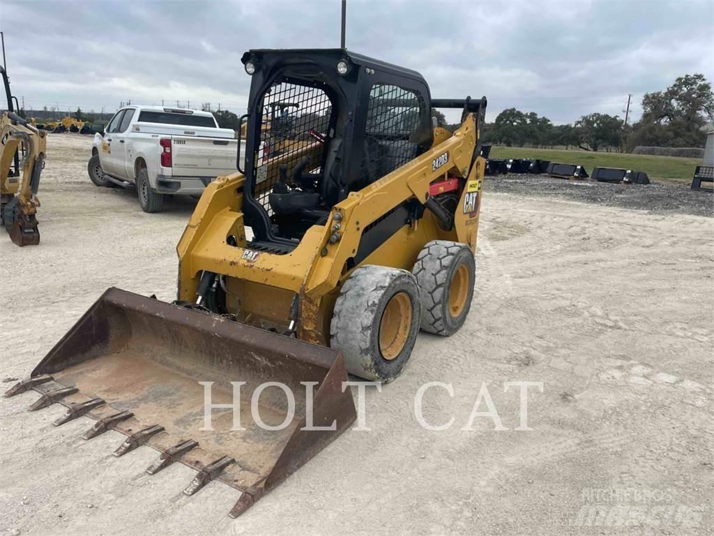 CAT 242D3 Skid steer mini utovarivači