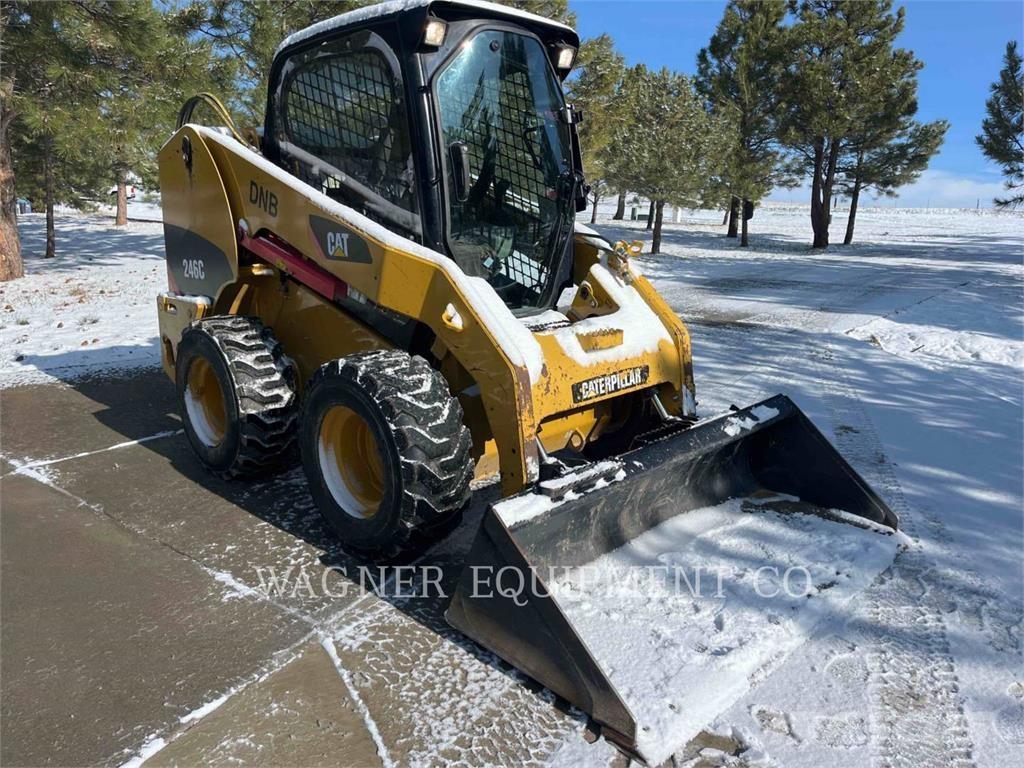 CAT 246C Skid steer mini utovarivači