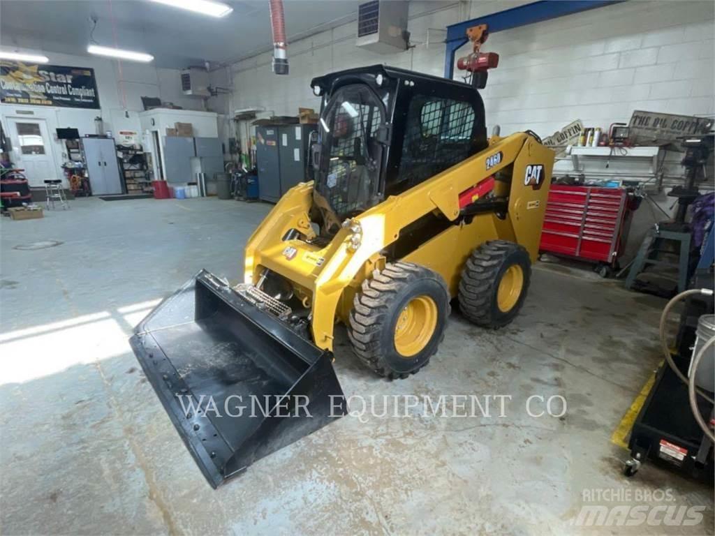 CAT 246D Skid steer mini utovarivači