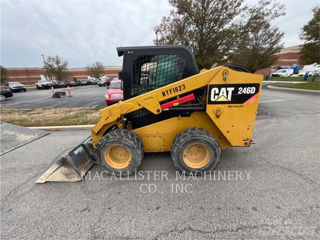 CAT 246D Skid steer mini utovarivači
