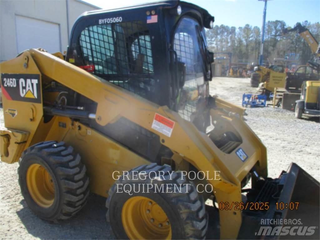 CAT 246D Skid steer mini utovarivači