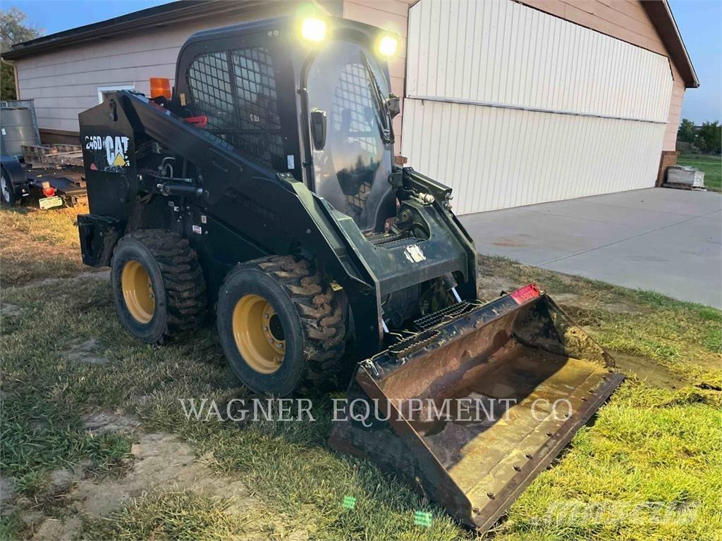 CAT 246D Skid steer mini utovarivači