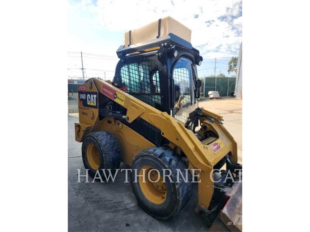 CAT 246D CBHF Skid steer mini utovarivači