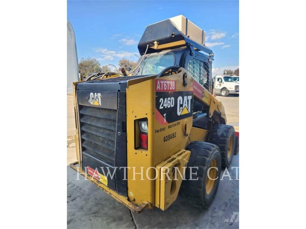 CAT 246D CBHF Skid steer mini utovarivači