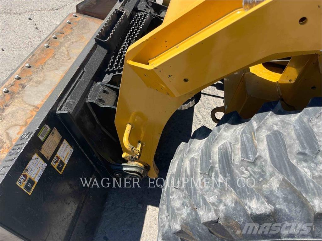 CAT 246D3 Skid steer mini utovarivači