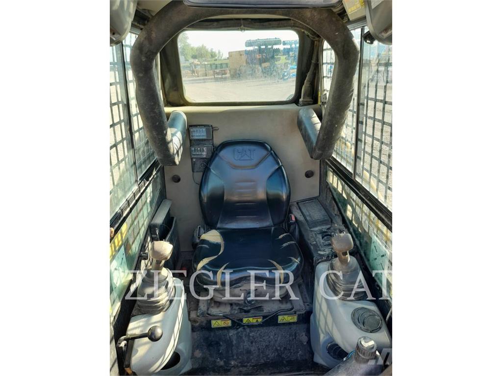 CAT 247B3 Utovarivači gusjeničari