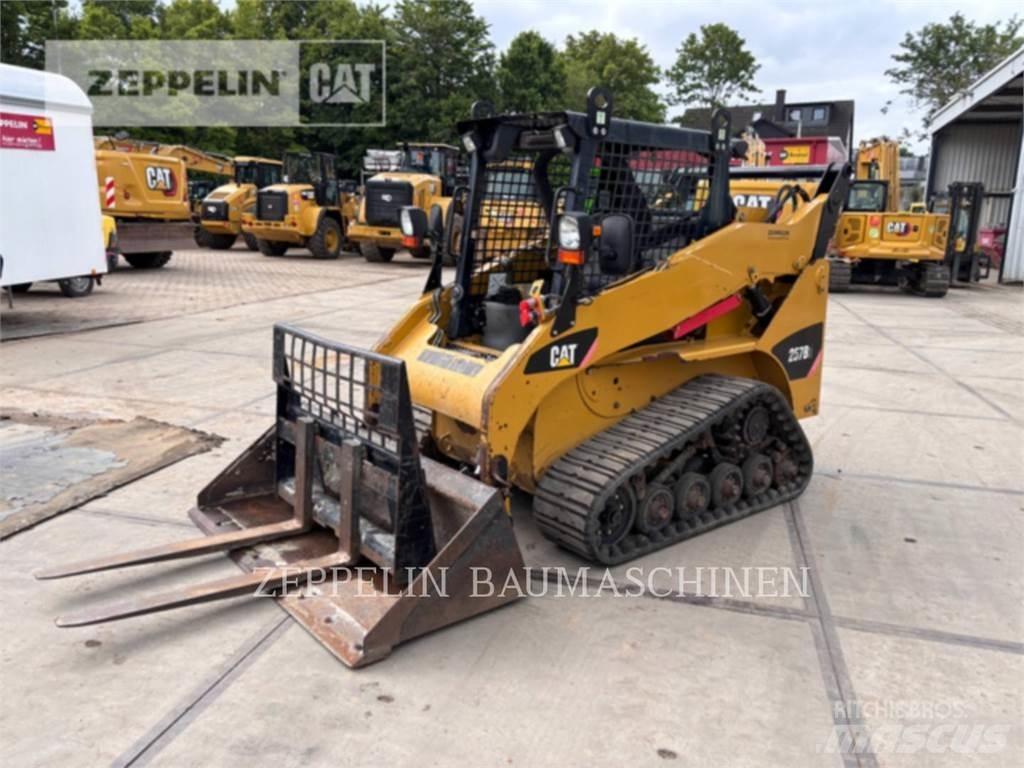 CAT 257B Skid steer mini utovarivači