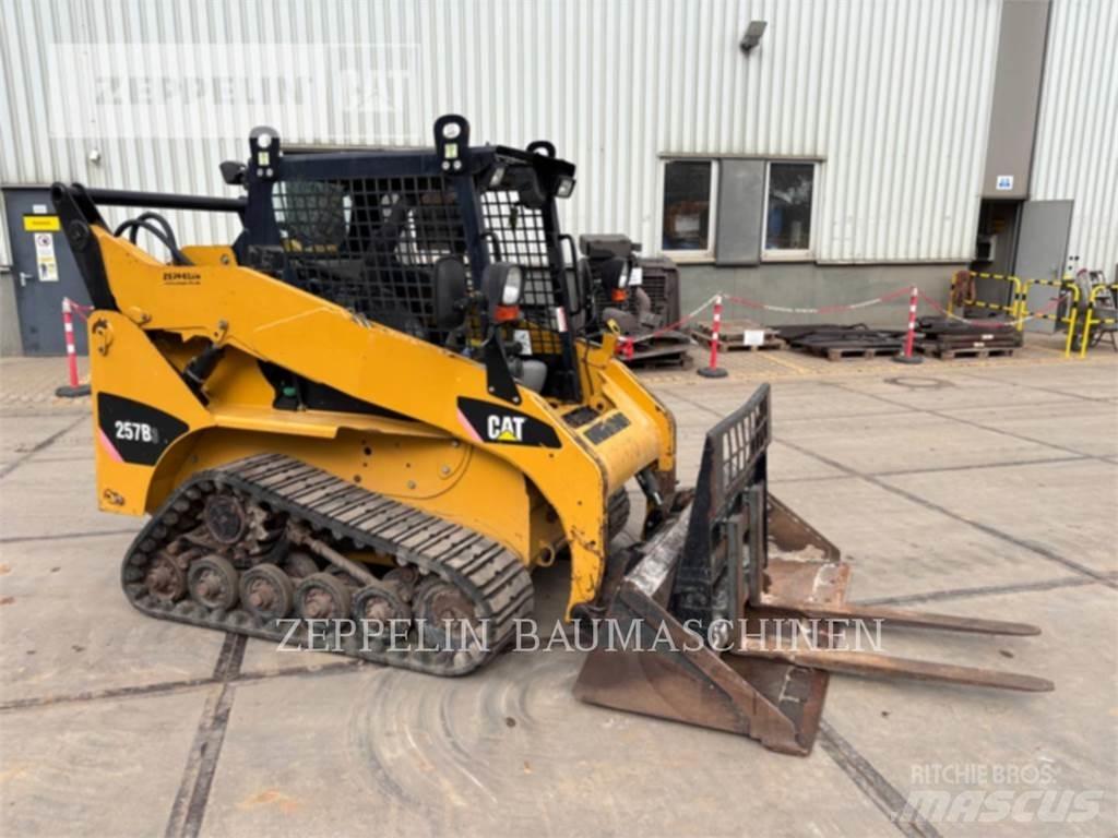 CAT 257B Skid steer mini utovarivači