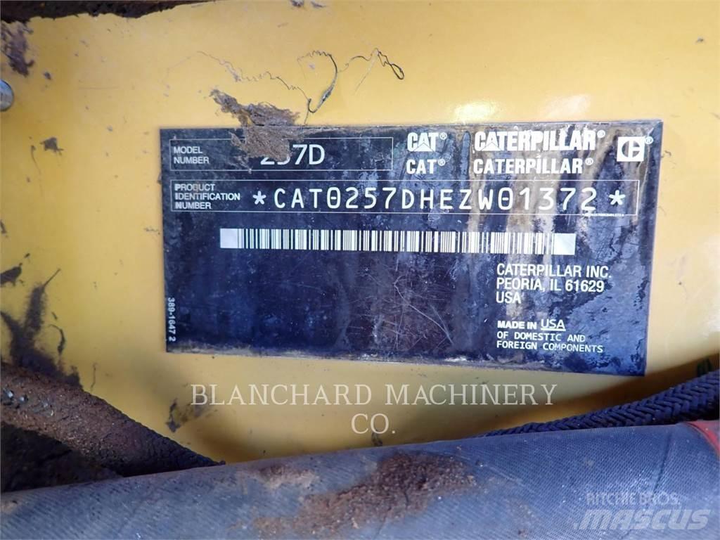 CAT 257D Utovarivači gusjeničari