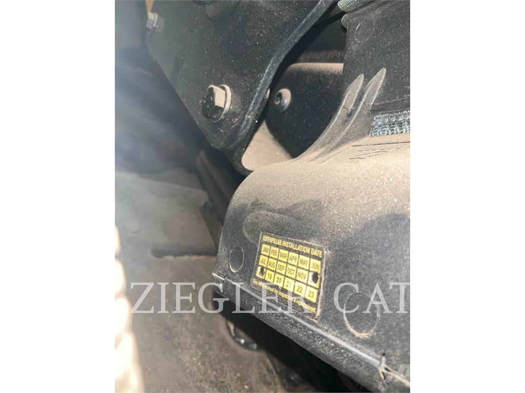 CAT 257D Utovarivači gusjeničari