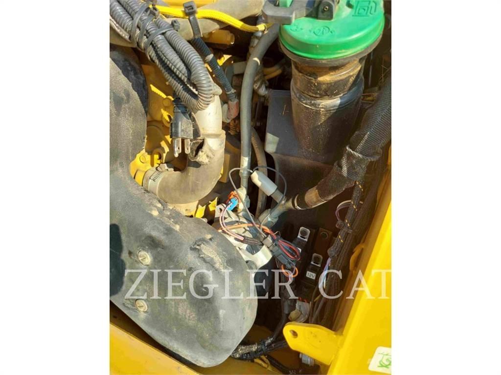 CAT 259D Utovarivači gusjeničari