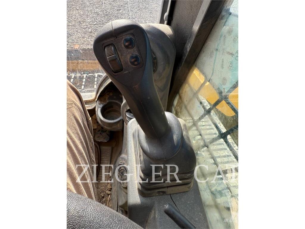 CAT 259D3 Utovarivači gusjeničari