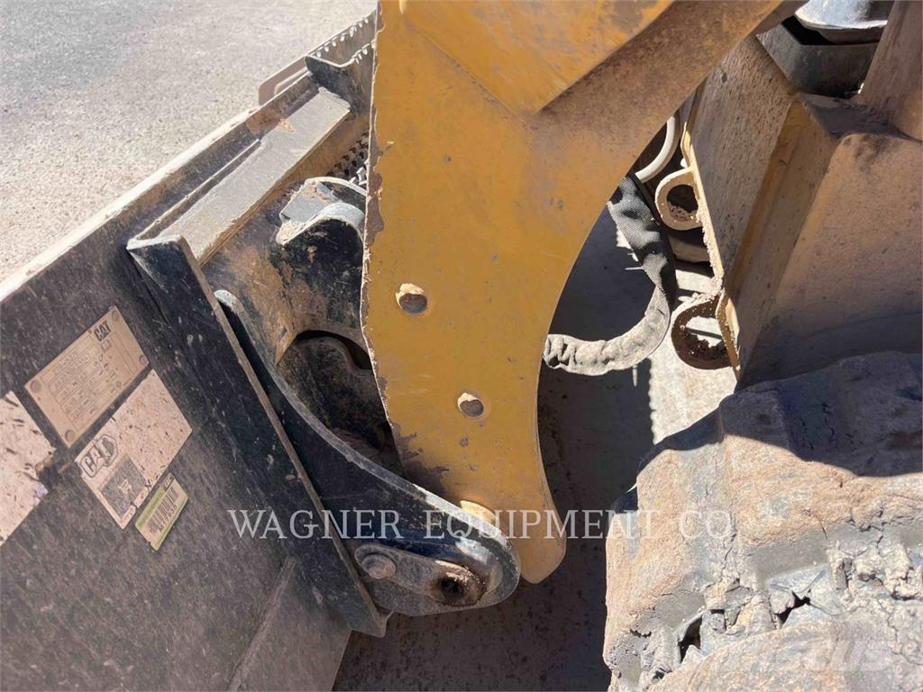 CAT 259D3 Utovarivači gusjeničari