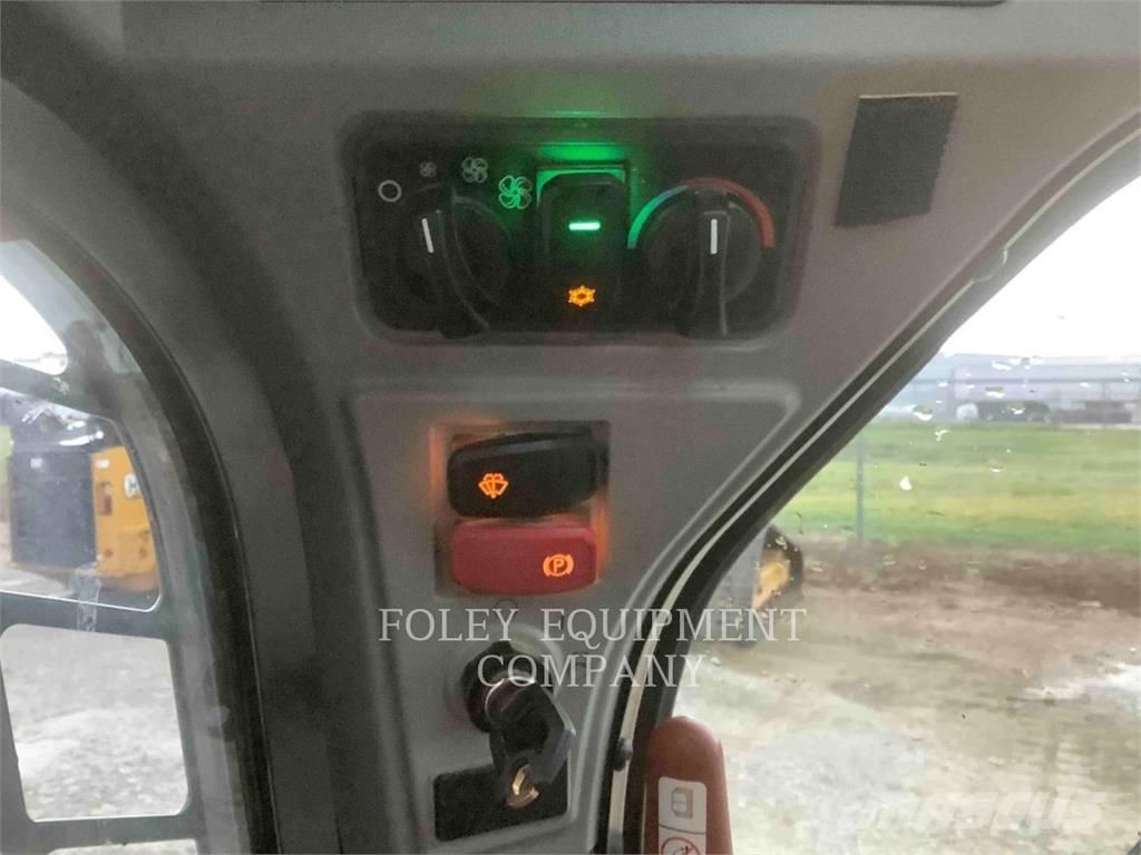 CAT 259D3STD2C Skid steer mini utovarivači