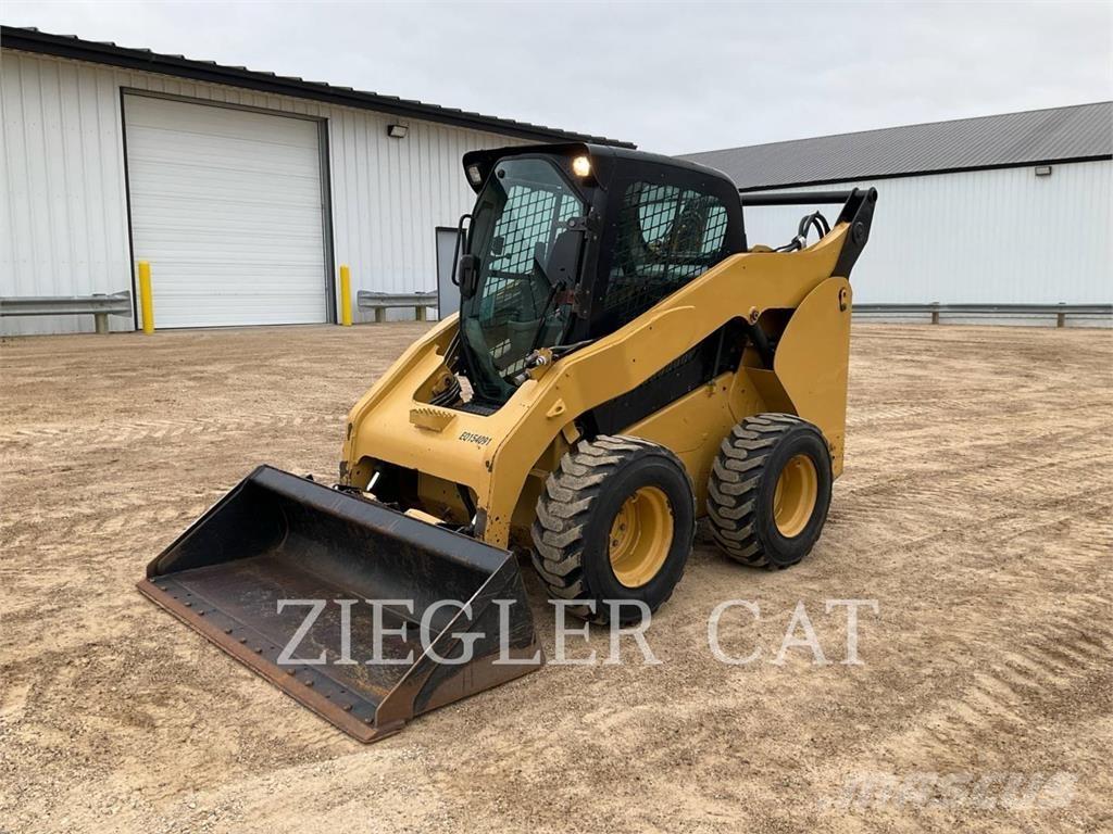CAT 262C Skid steer mini utovarivači