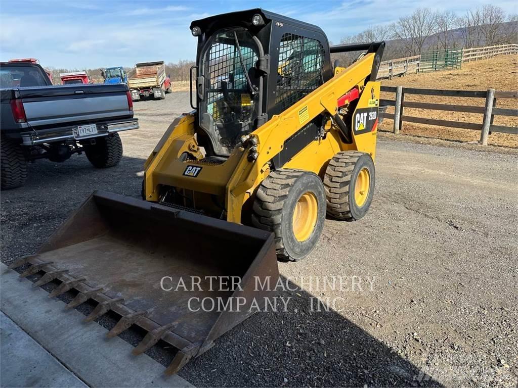 CAT 262D Skid steer mini utovarivači