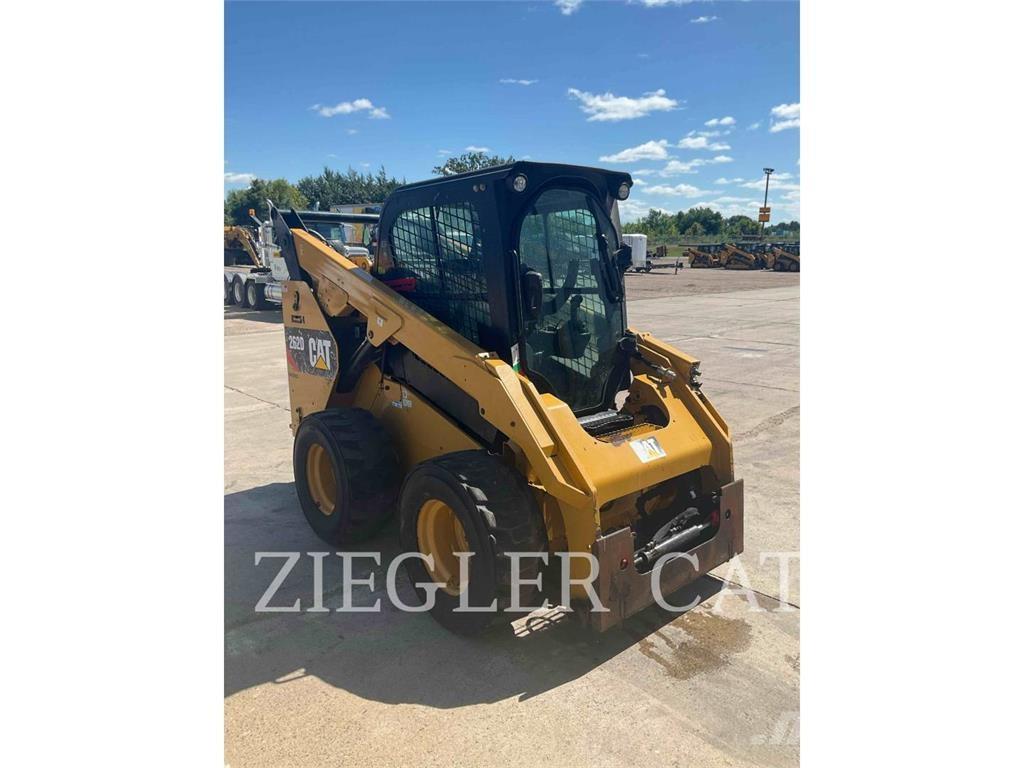 CAT 262D Skid steer mini utovarivači