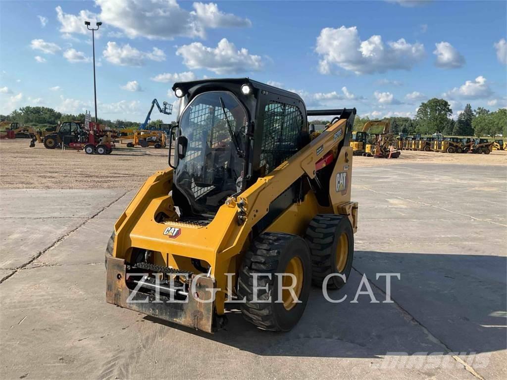CAT 262D3 Skid steer mini utovarivači