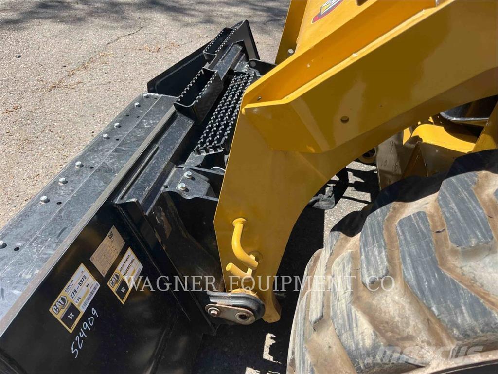 CAT 262D3 Skid steer mini utovarivači