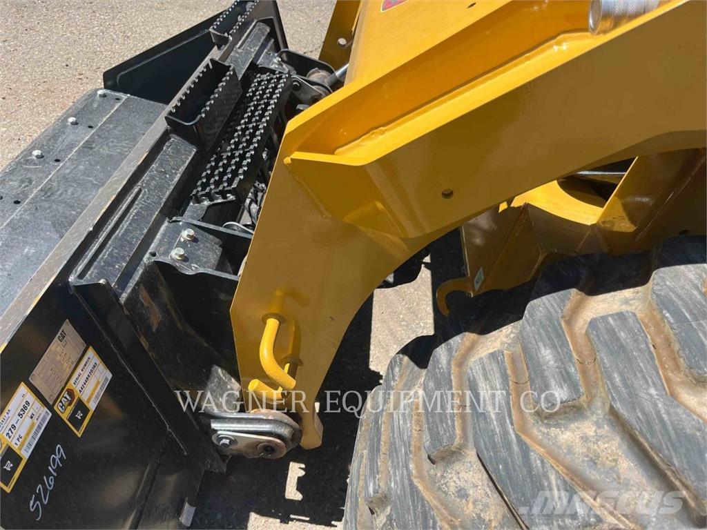 CAT 262D3 Skid steer mini utovarivači