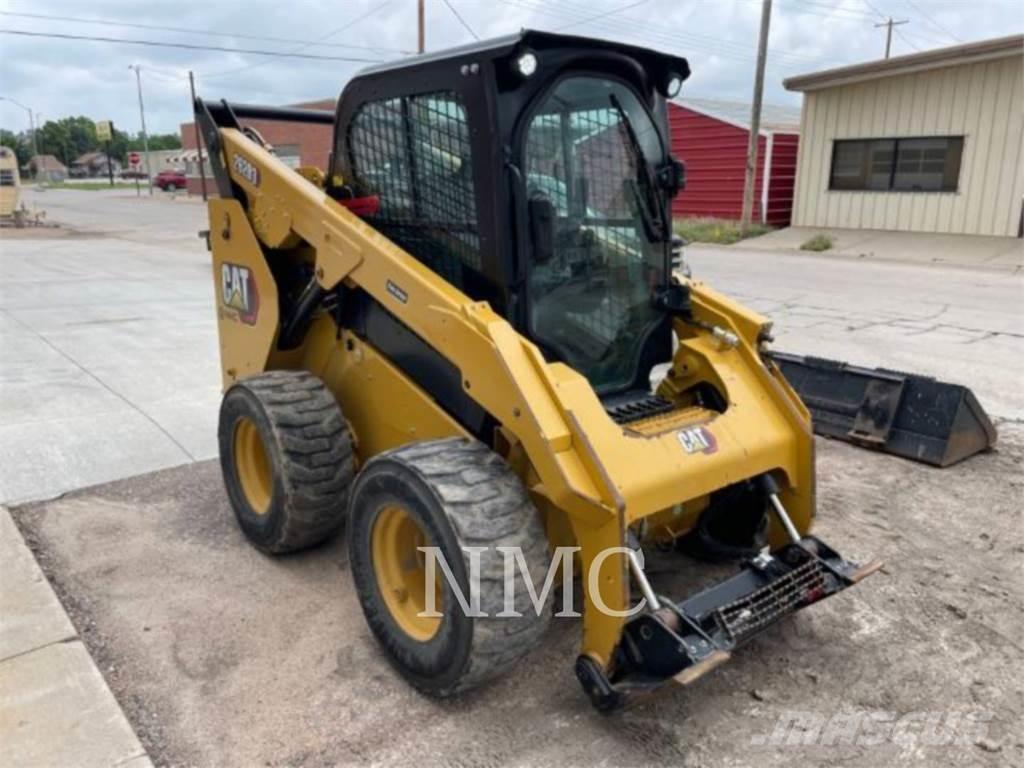 CAT 262D3 Skid steer mini utovarivači