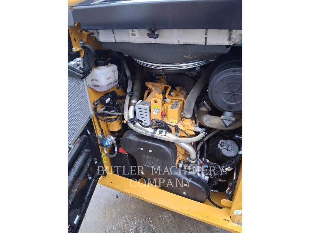 CAT 262D3 C3H2 Skid steer mini utovarivači