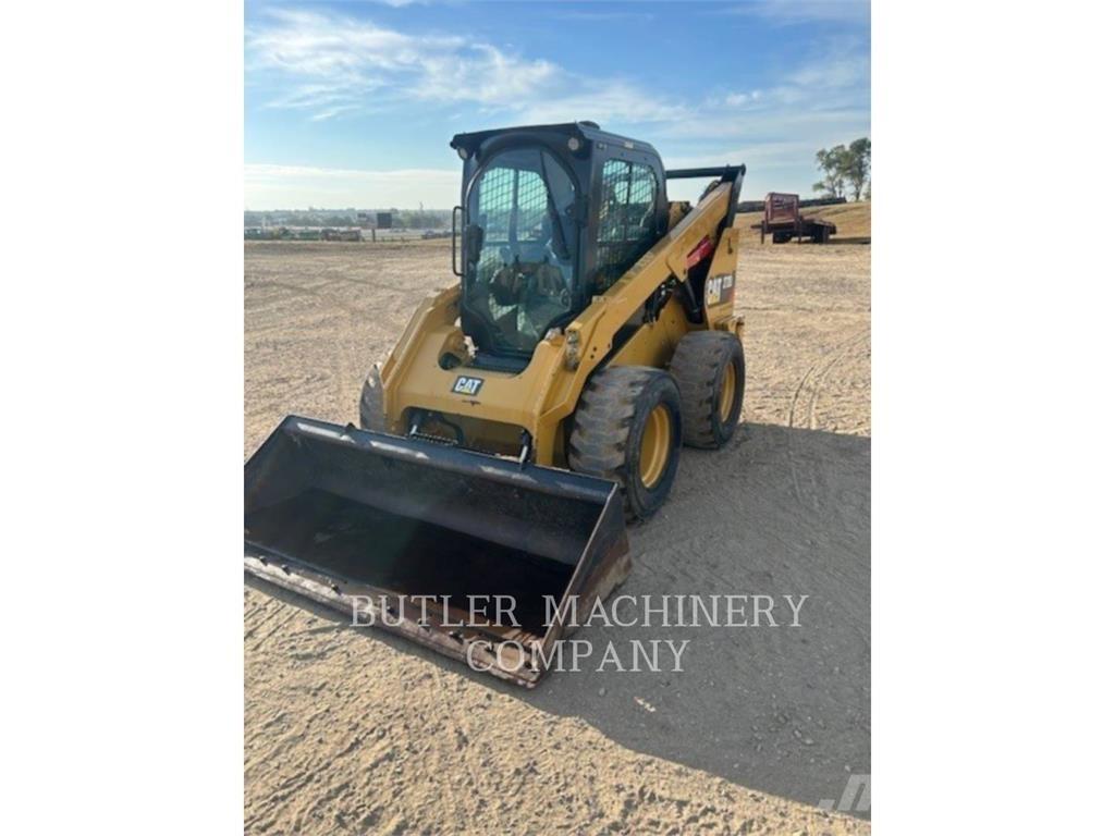 CAT 272D Skid steer mini utovarivači