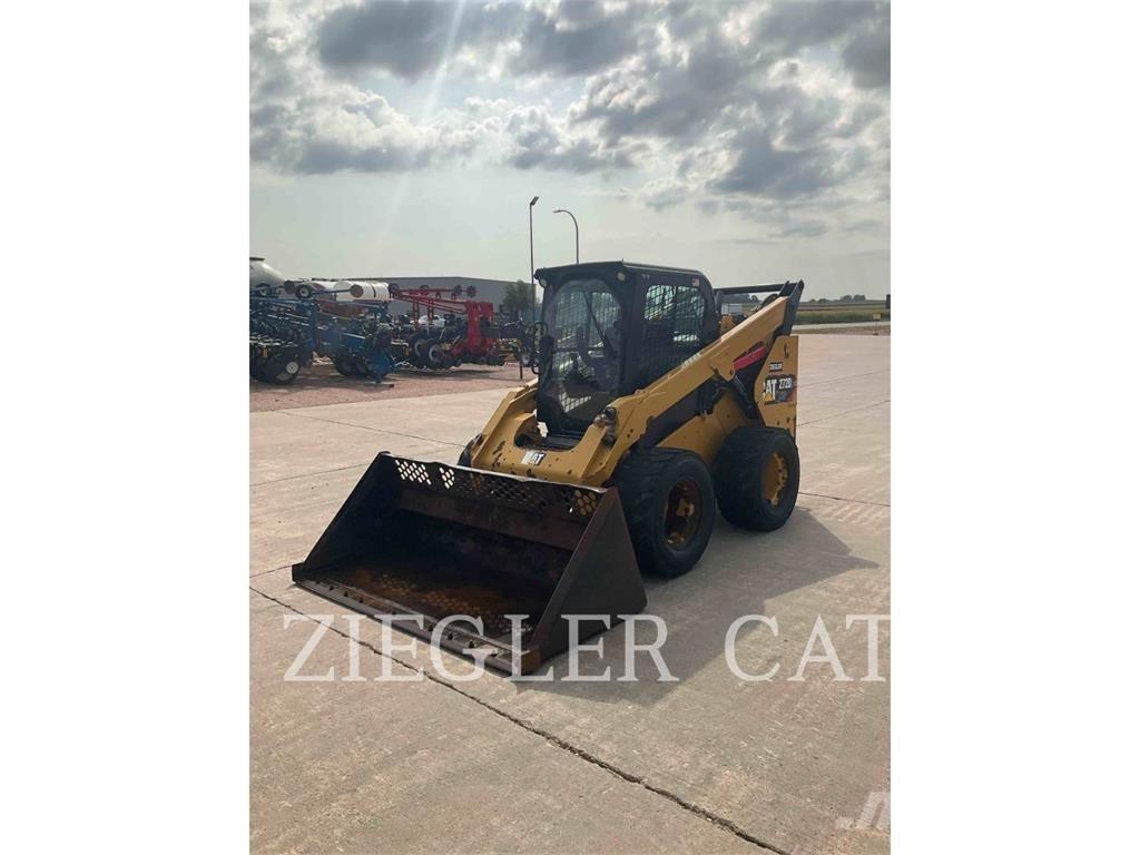 CAT 272D2XHP Skid steer mini utovarivači