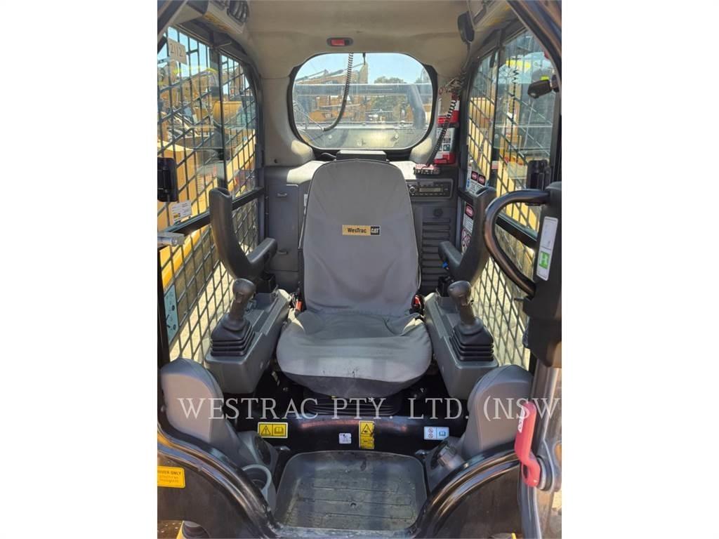 CAT 272D3 Skid steer mini utovarivači