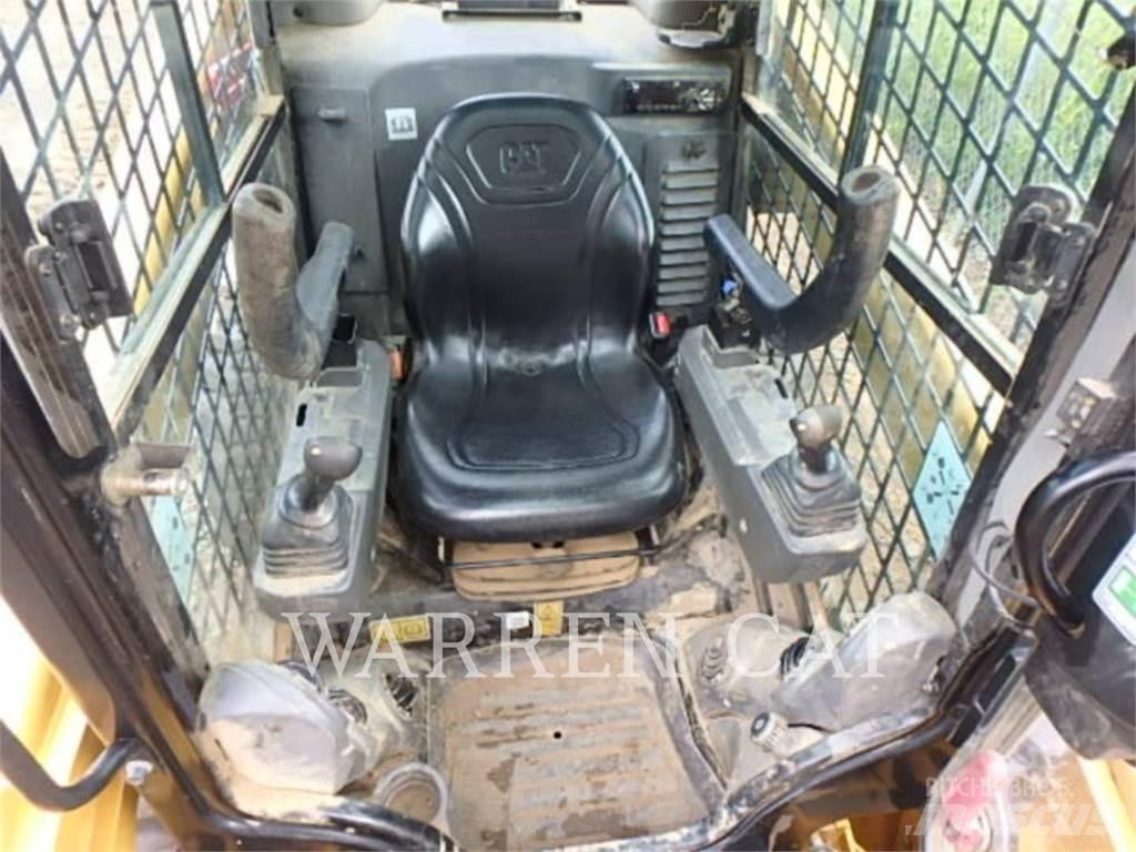 CAT 272D3 C3H1 Skid steer mini utovarivači
