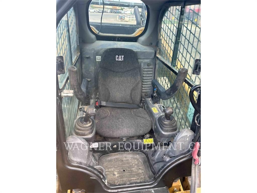 CAT 299D2 Utovarivači gusjeničari
