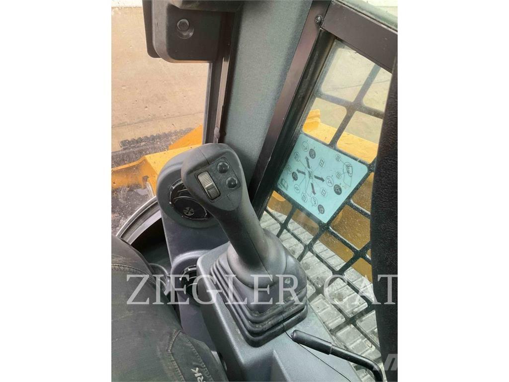 CAT 299D3 Utovarivači gusjeničari