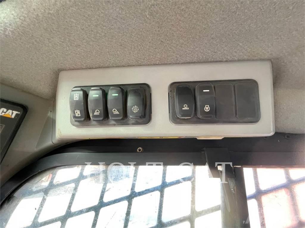 CAT 299D3XE Utovarivači gusjeničari