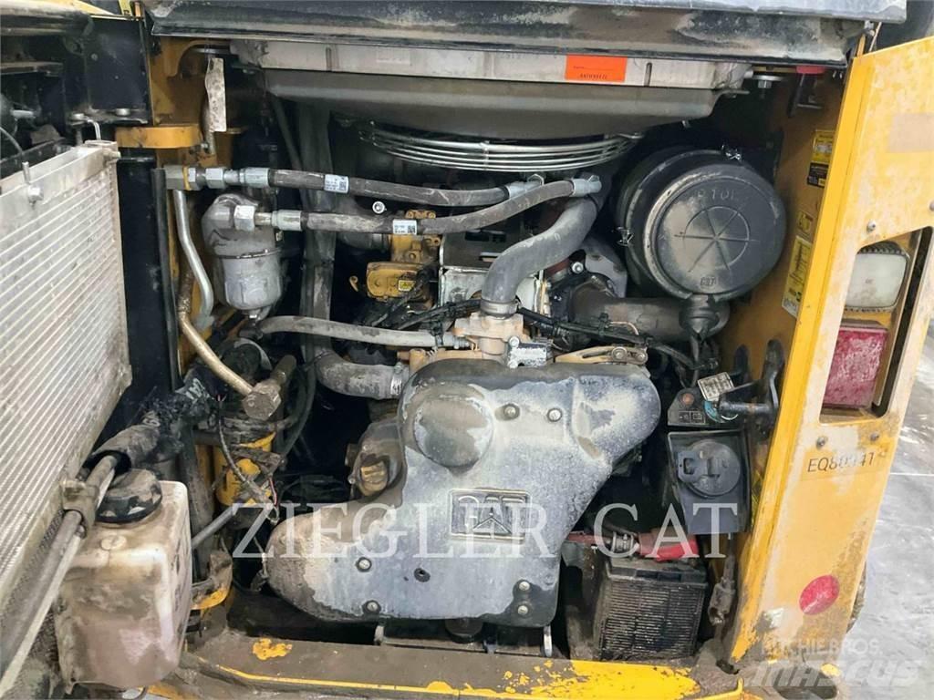 CAT 299D3XE Utovarivači gusjeničari