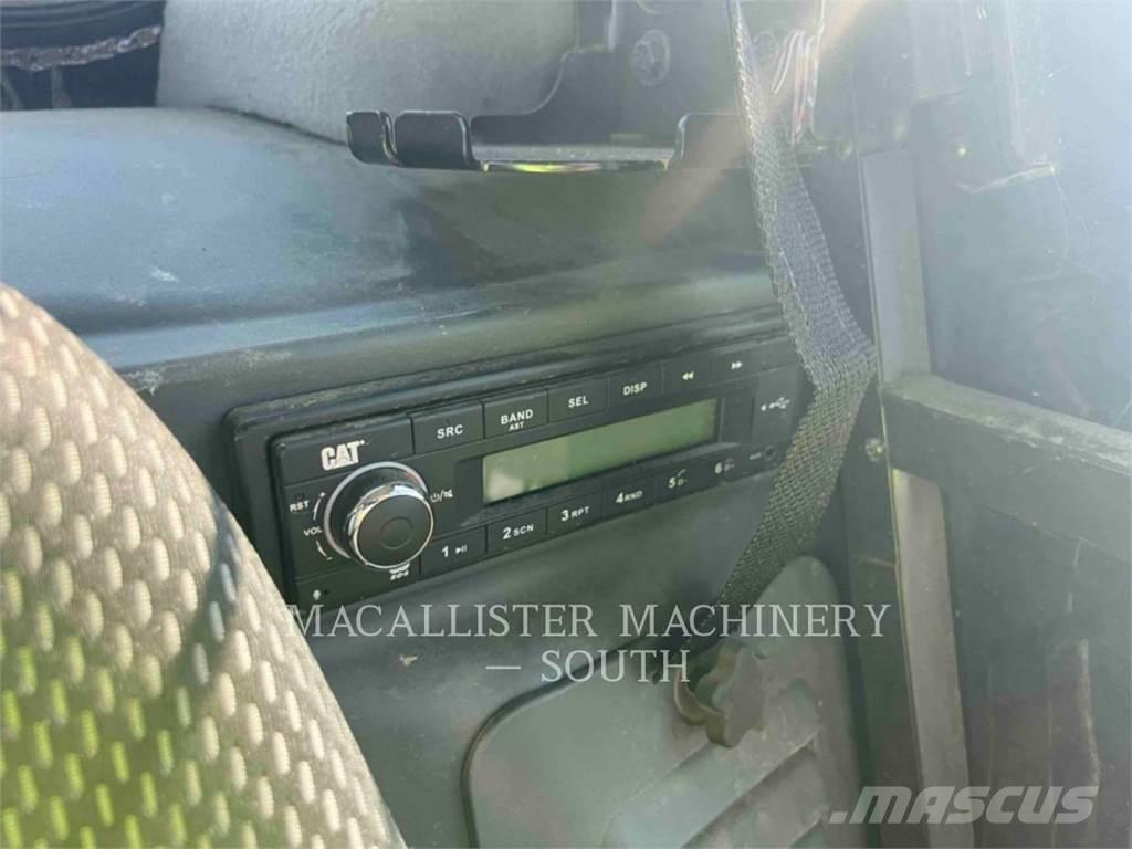 CAT 299D3XE Utovarivači gusjeničari
