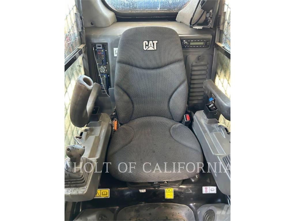CAT 299D3XE Utovarivači gusjeničari