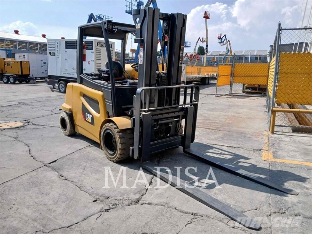 CAT 2EP11000 Električni viličari