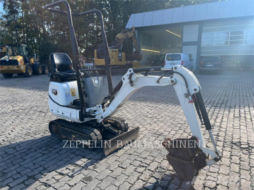 CAT 300.9D Bageri gusjeničari