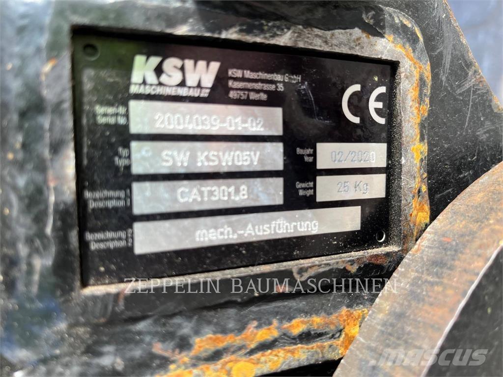 CAT 301.6-05A Bageri gusjeničari