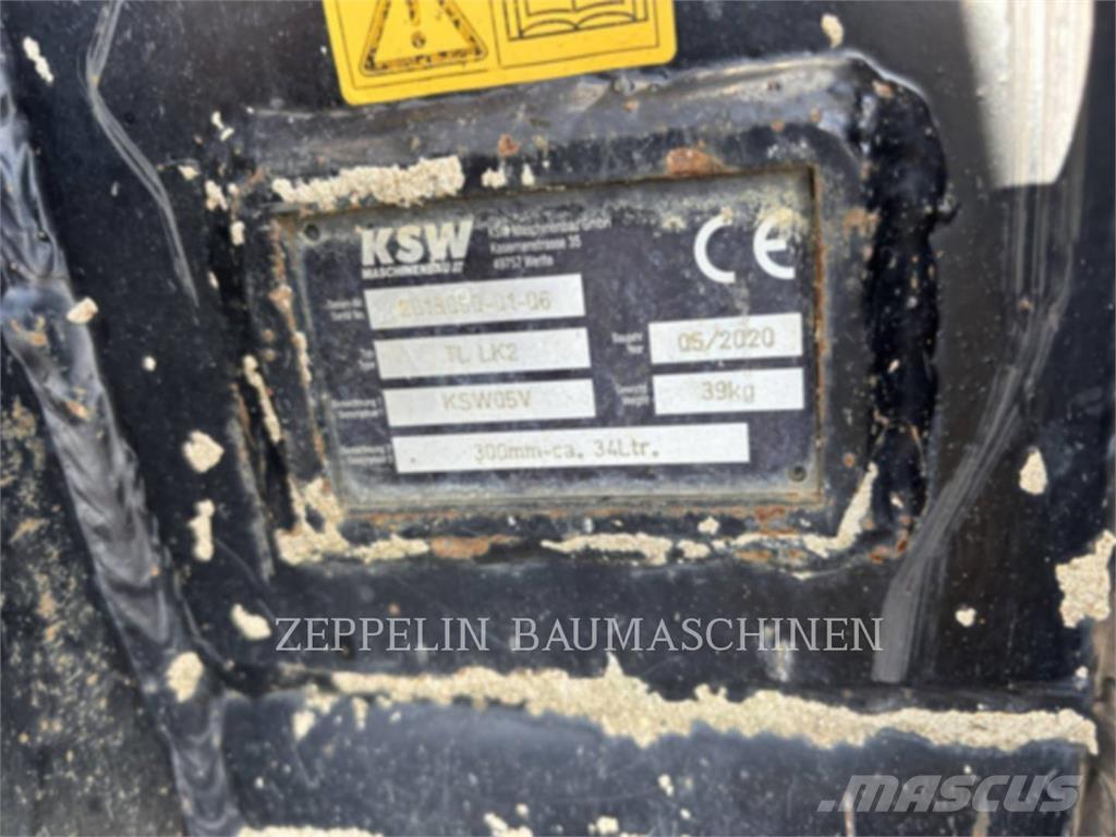 CAT 301.6-05A Bageri gusjeničari