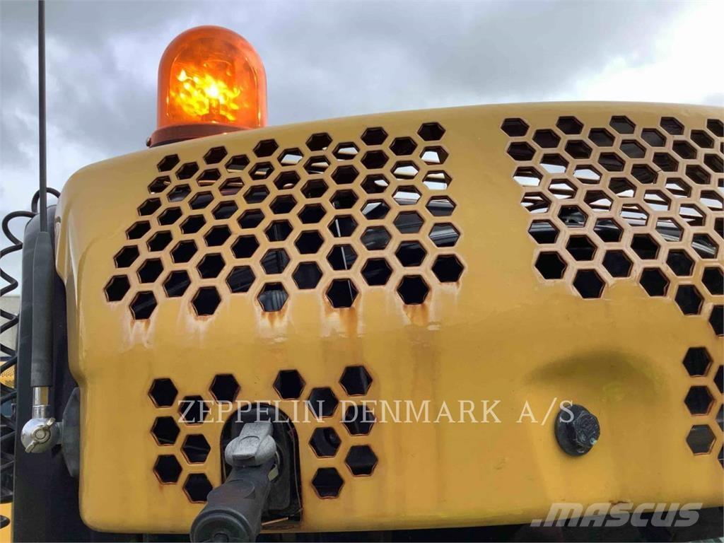 CAT 301.605 Bageri gusjeničari