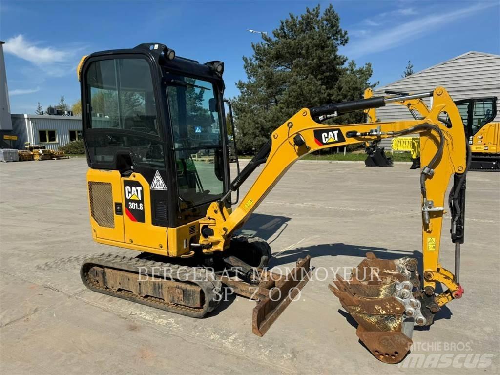 CAT 301.8 Bageri gusjeničari