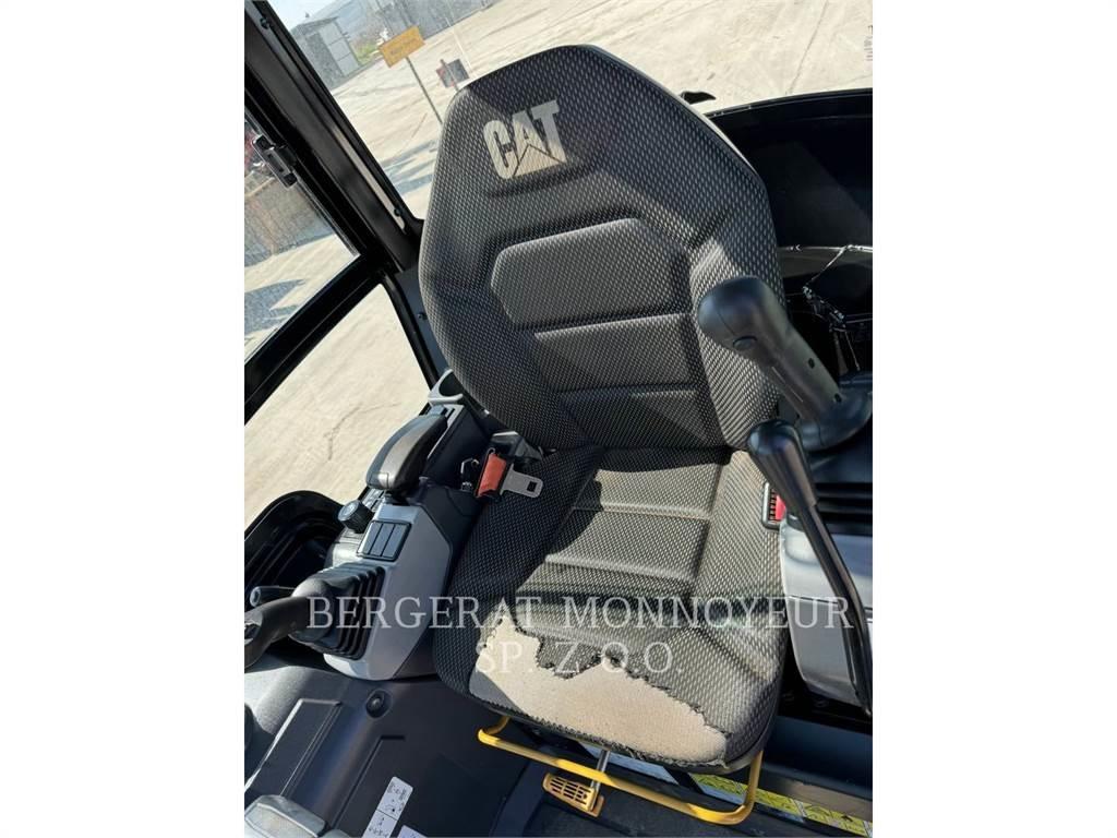 CAT 301.8 Bageri gusjeničari
