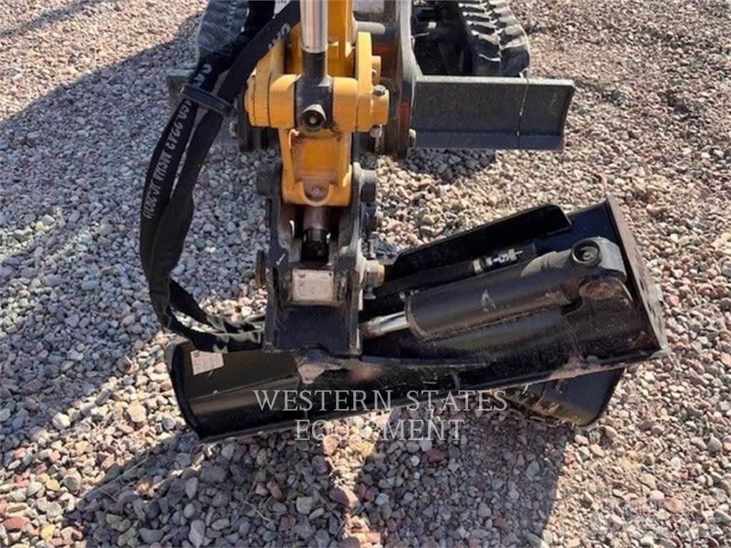 CAT 301.8 Bageri gusjeničari