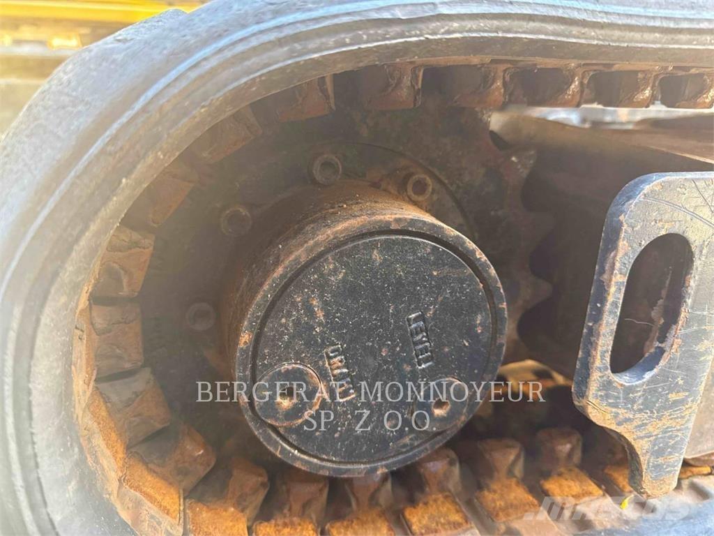 CAT 301.8 Bageri gusjeničari