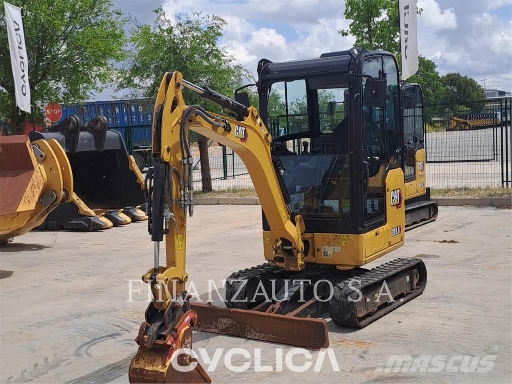 CAT 301.8 Bageri gusjeničari