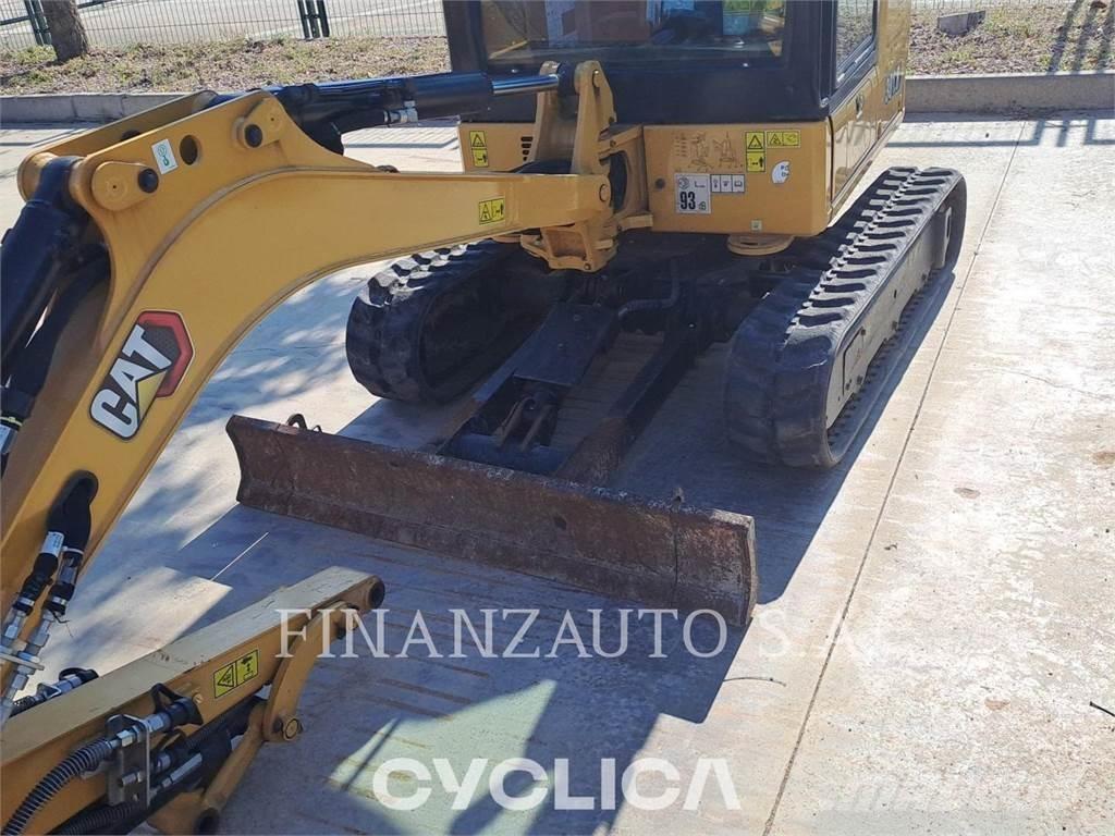 CAT 301.8 Bageri gusjeničari