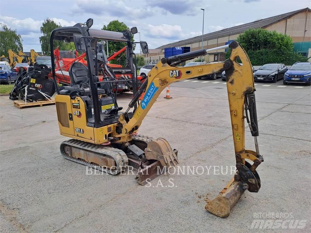 CAT 301.8 Bageri gusjeničari